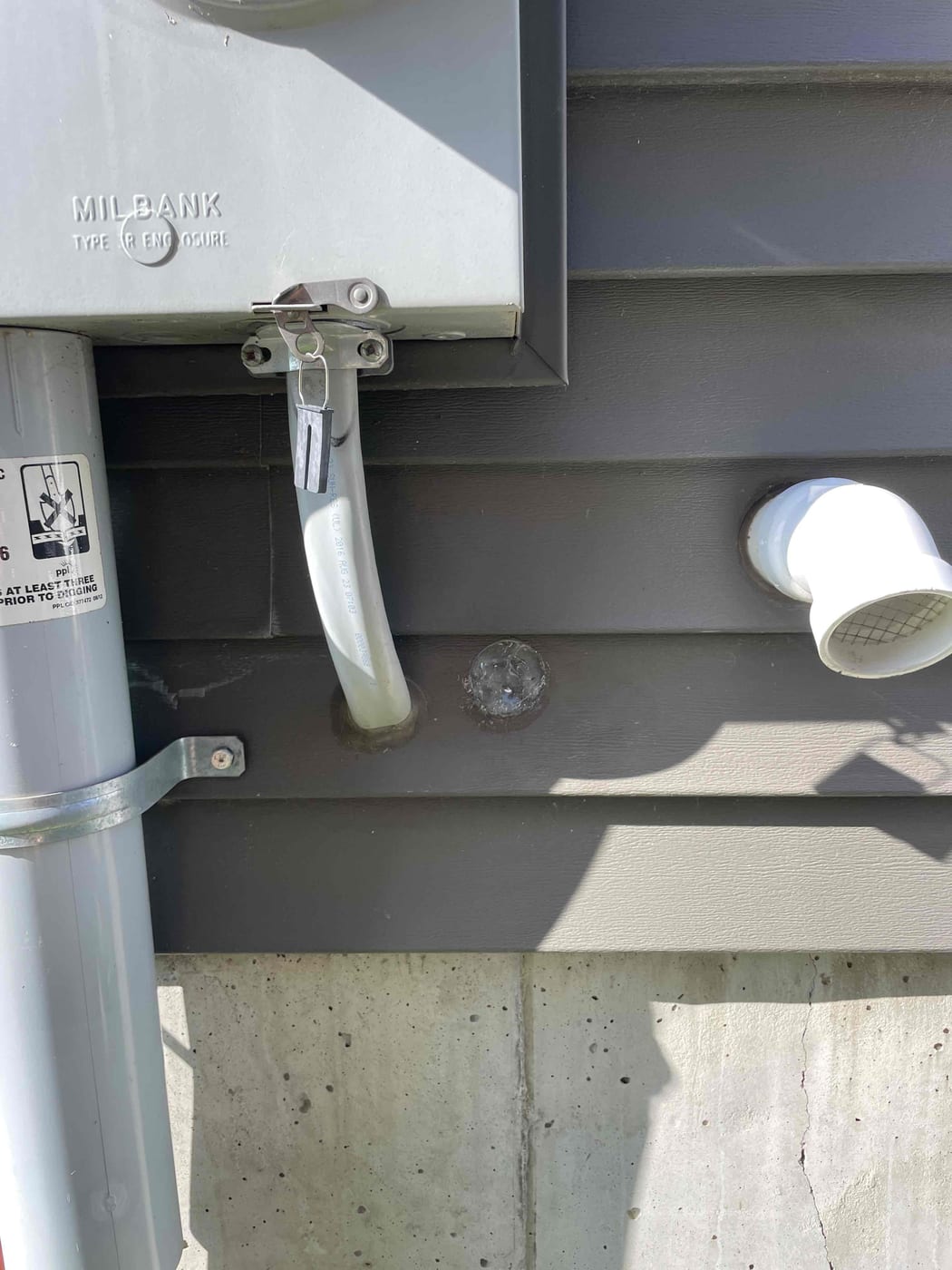 Siding before repair